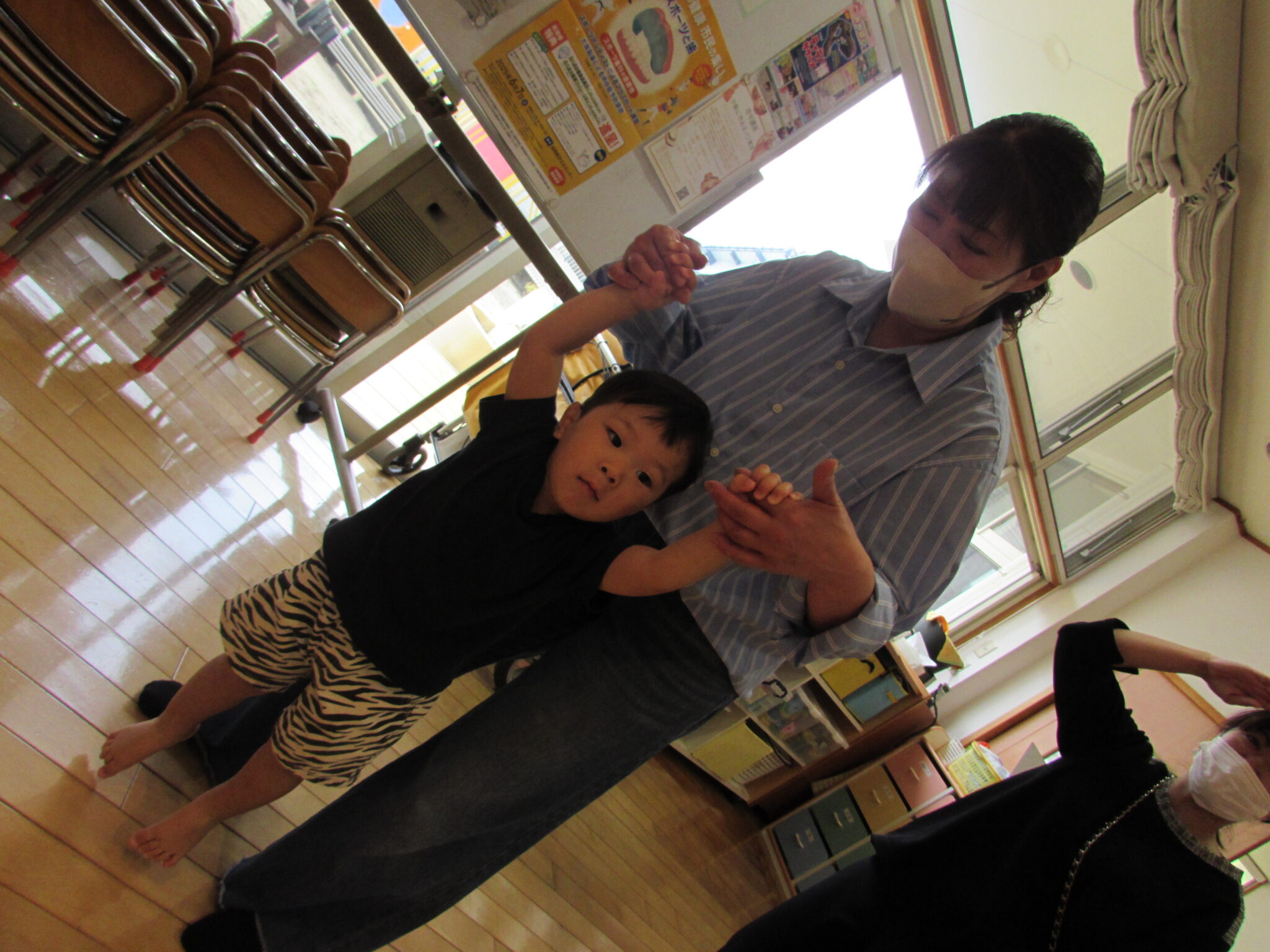 ～2歳児　もも組の様子～