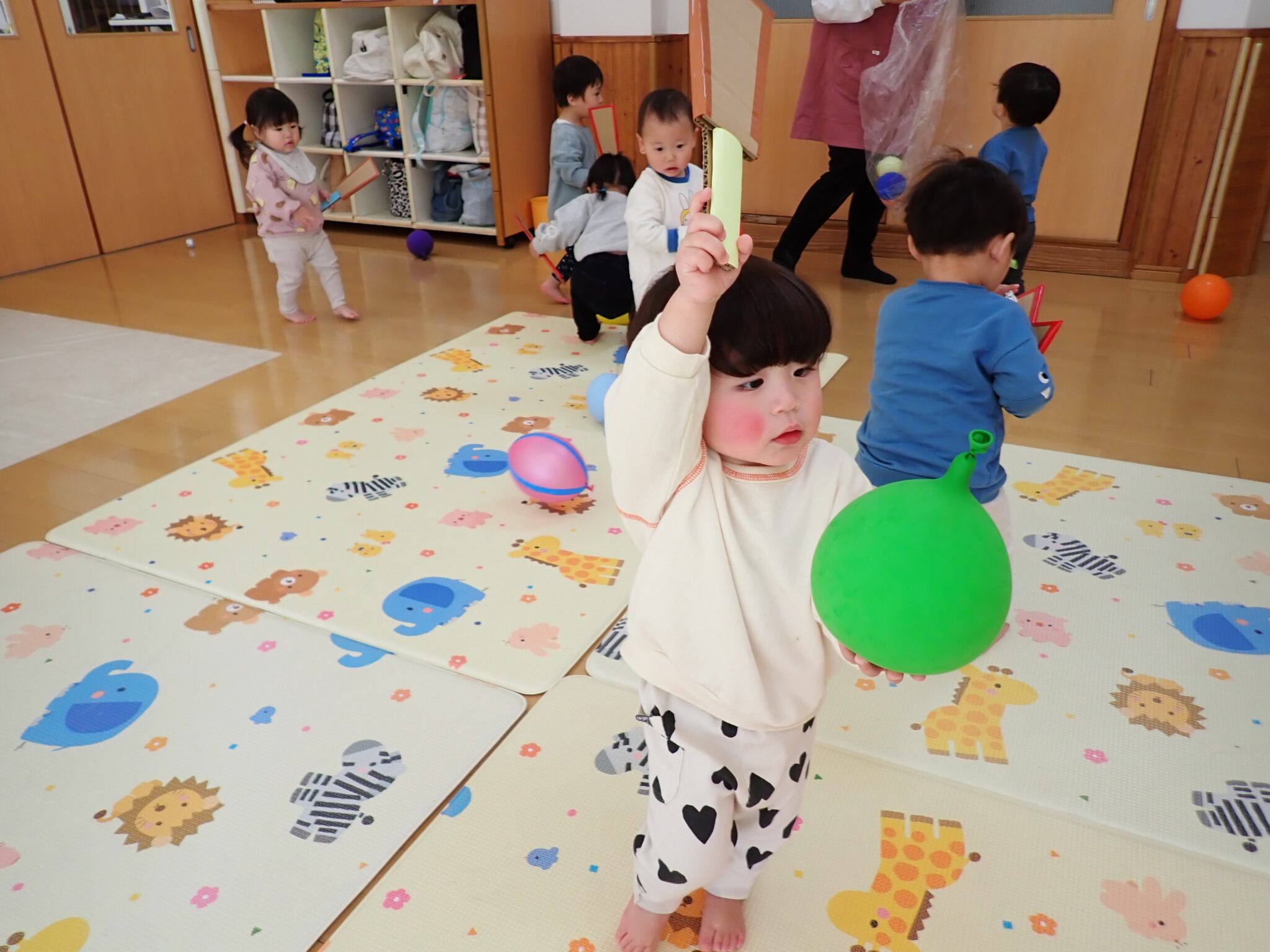 ～1歳児　ちゅうりっぷ組の様子～